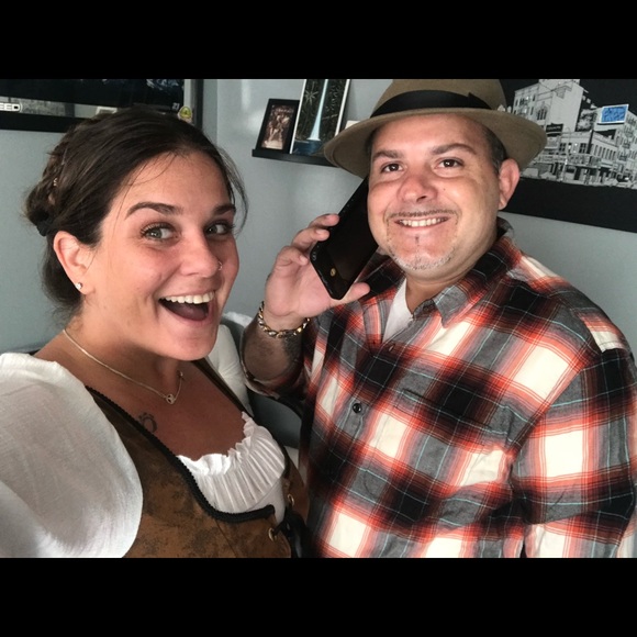 Meet your Poshers, Crissy and Jeff - Picture 3 of 7